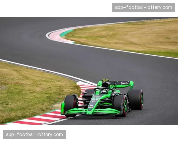 F1宣布自2027年起，所有大奖赛周末必须包含至少一场电动方程式垫赛