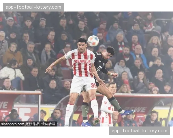 拜仁3-1战胜莱比锡战术复盘:高位逼抢致对手转换成功率仅35% 拜仁3-1战胜莱比锡战术复盘:高位逼抢致对手转换成功率仅35%